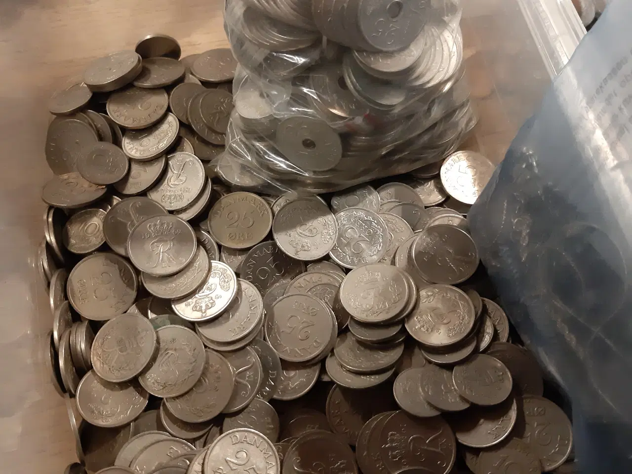 Billede 1 - 25 øre med eller uden hul