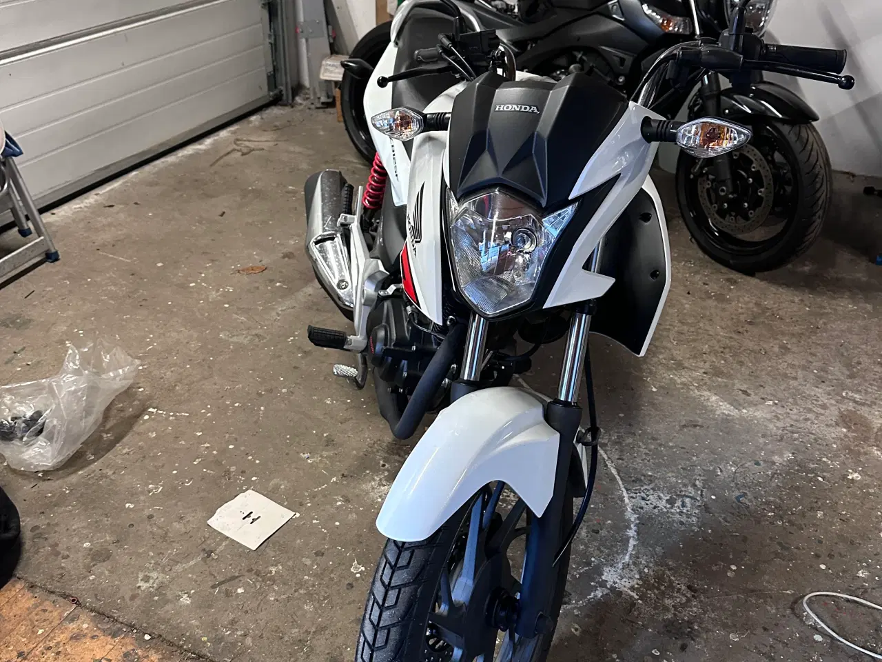 Billede 4 - Som ny, lav km