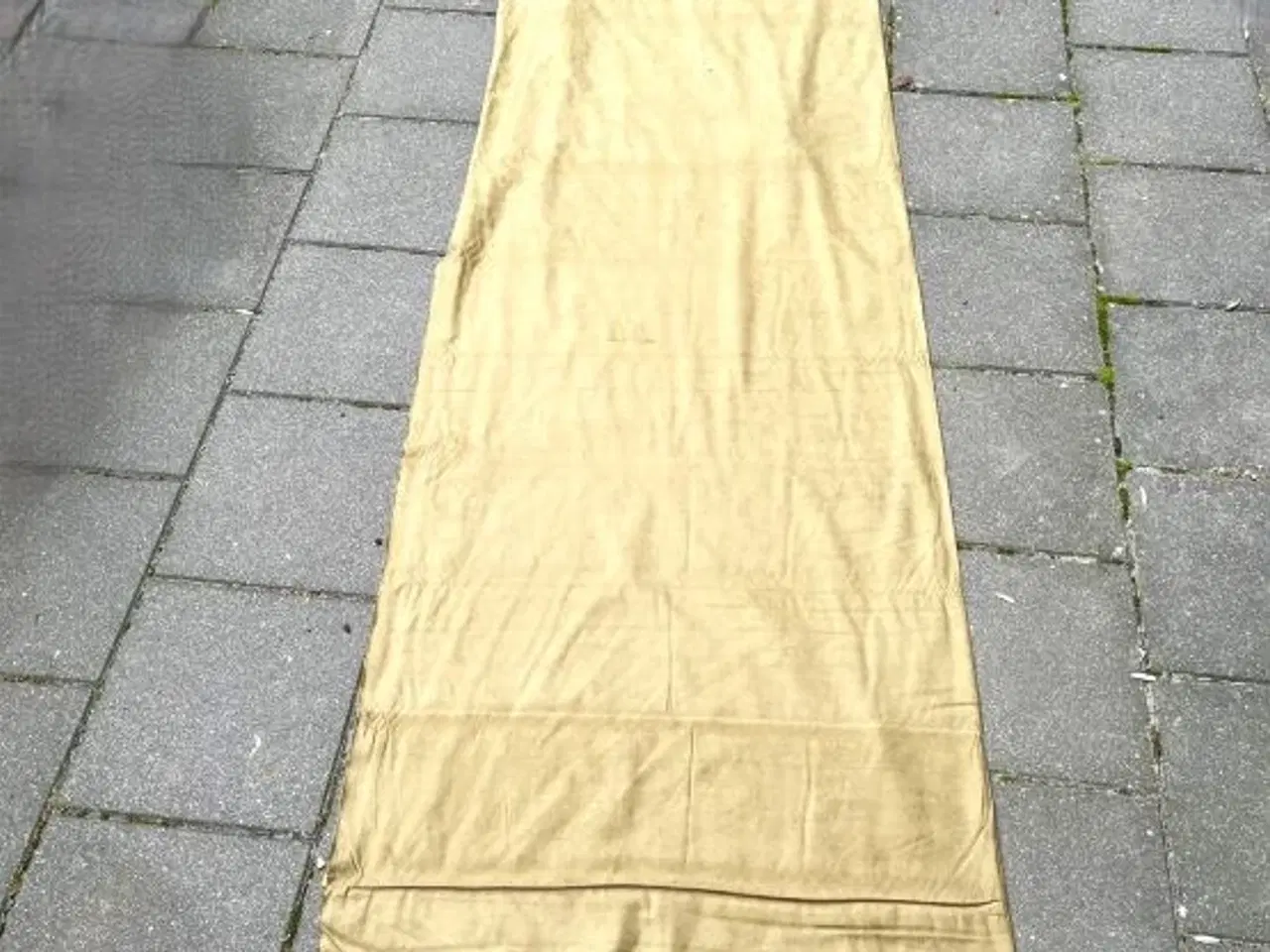 Billede 1 - Imiteret ruskind. Stof i khaki-farve