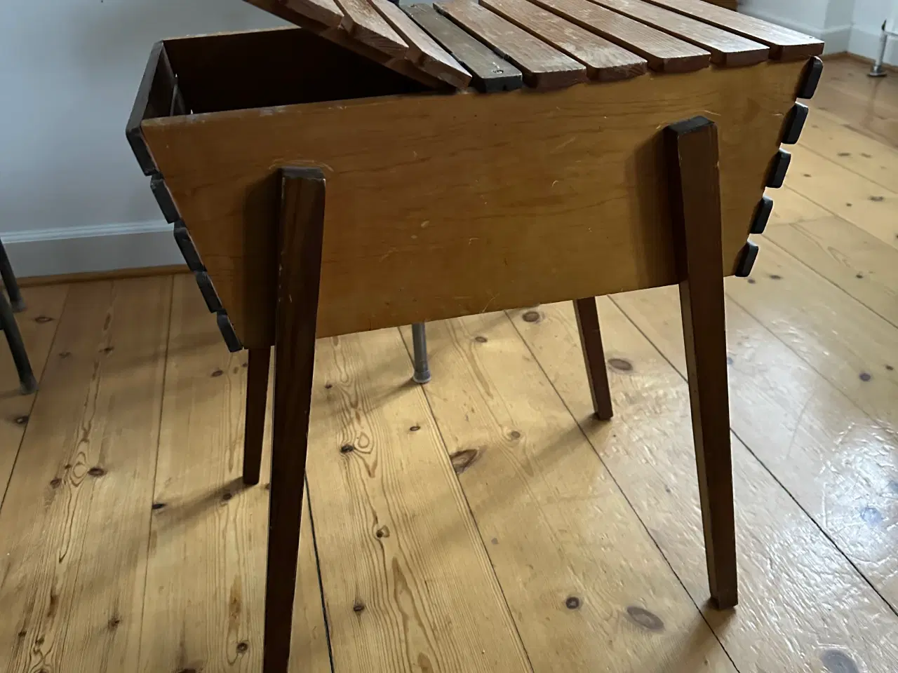 Billede 1 - Retro sidebord m. opbevaring i maghoni & teaktræ