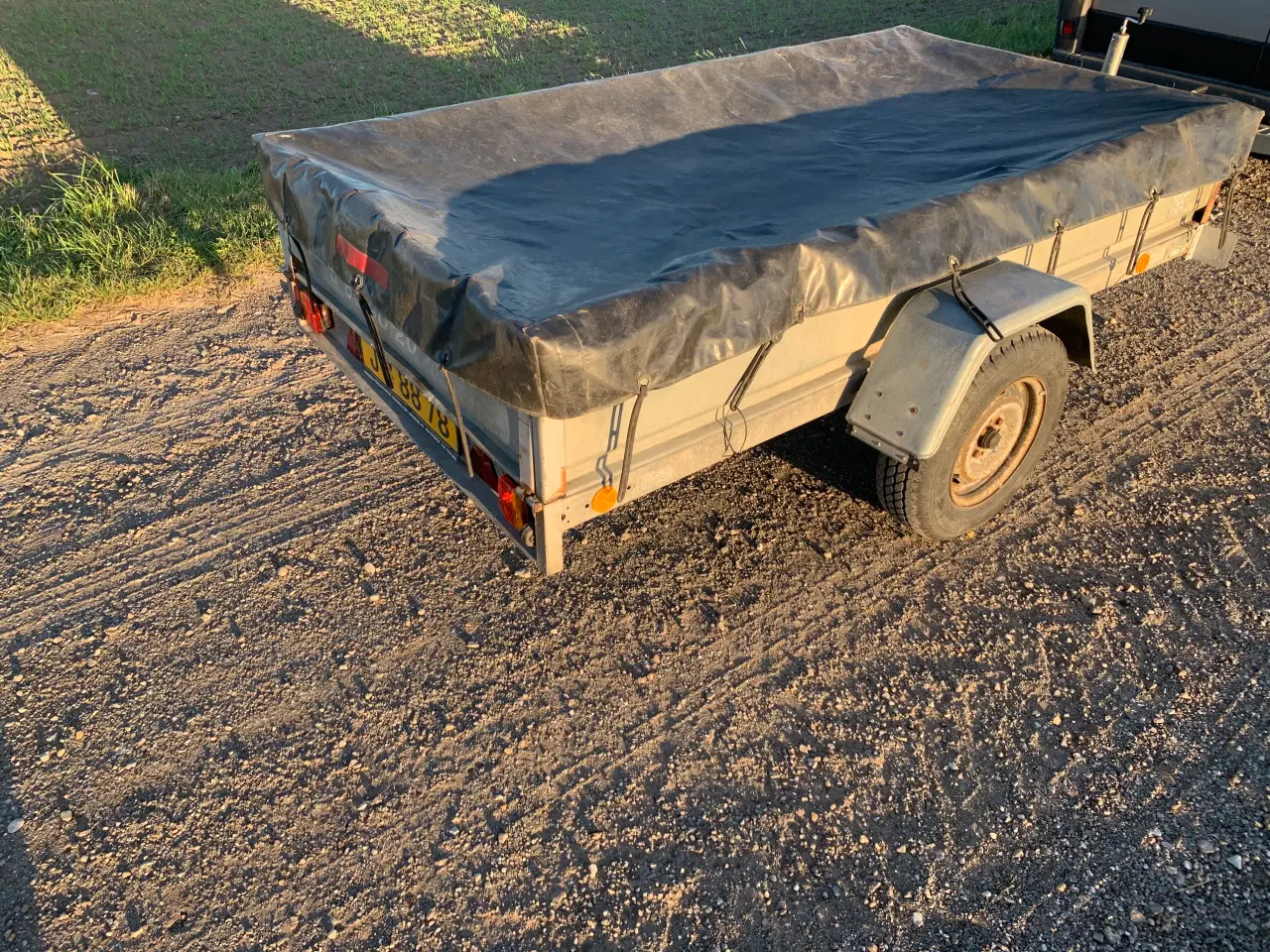 Billede 4 - Nysynet trailer, dobbelt høje sider og bremser.