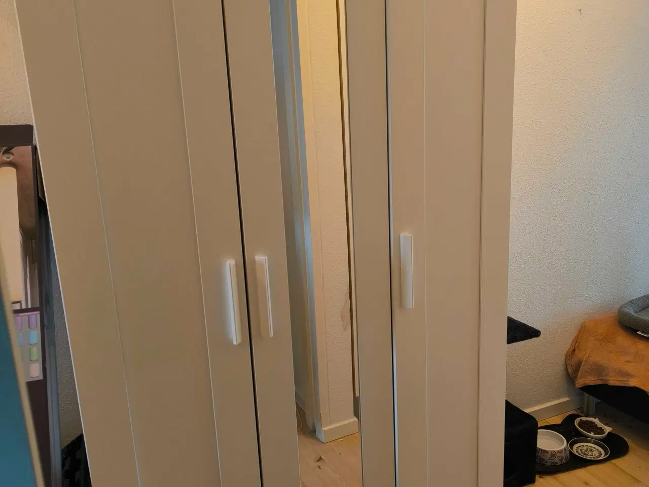 Billede 1 - Garderobe skab fra IKEA.