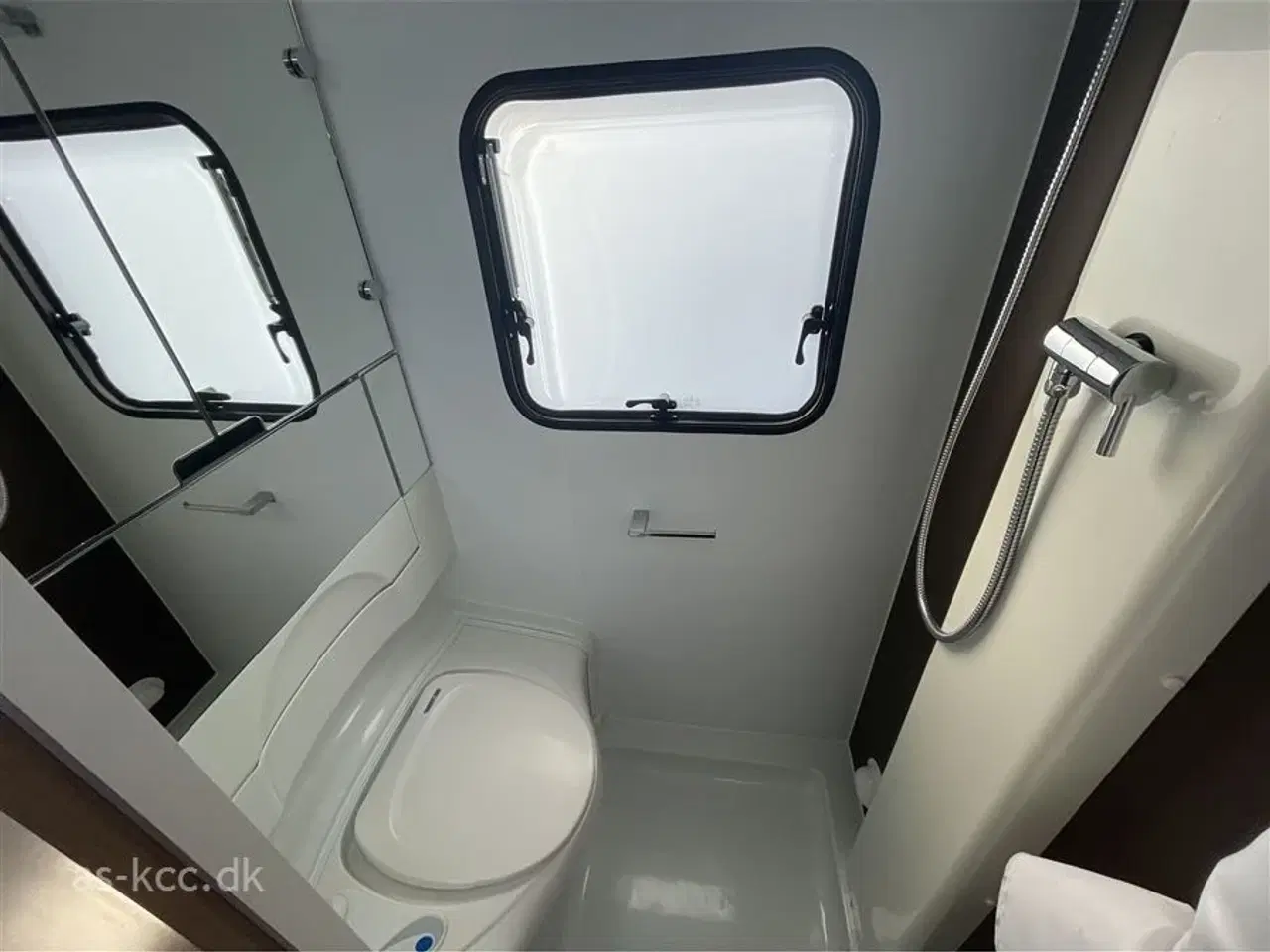 Billede 7 - 2016 - Adria Altea 542 PK   Adria Altea 542 PK Dobbeltseng og køjer