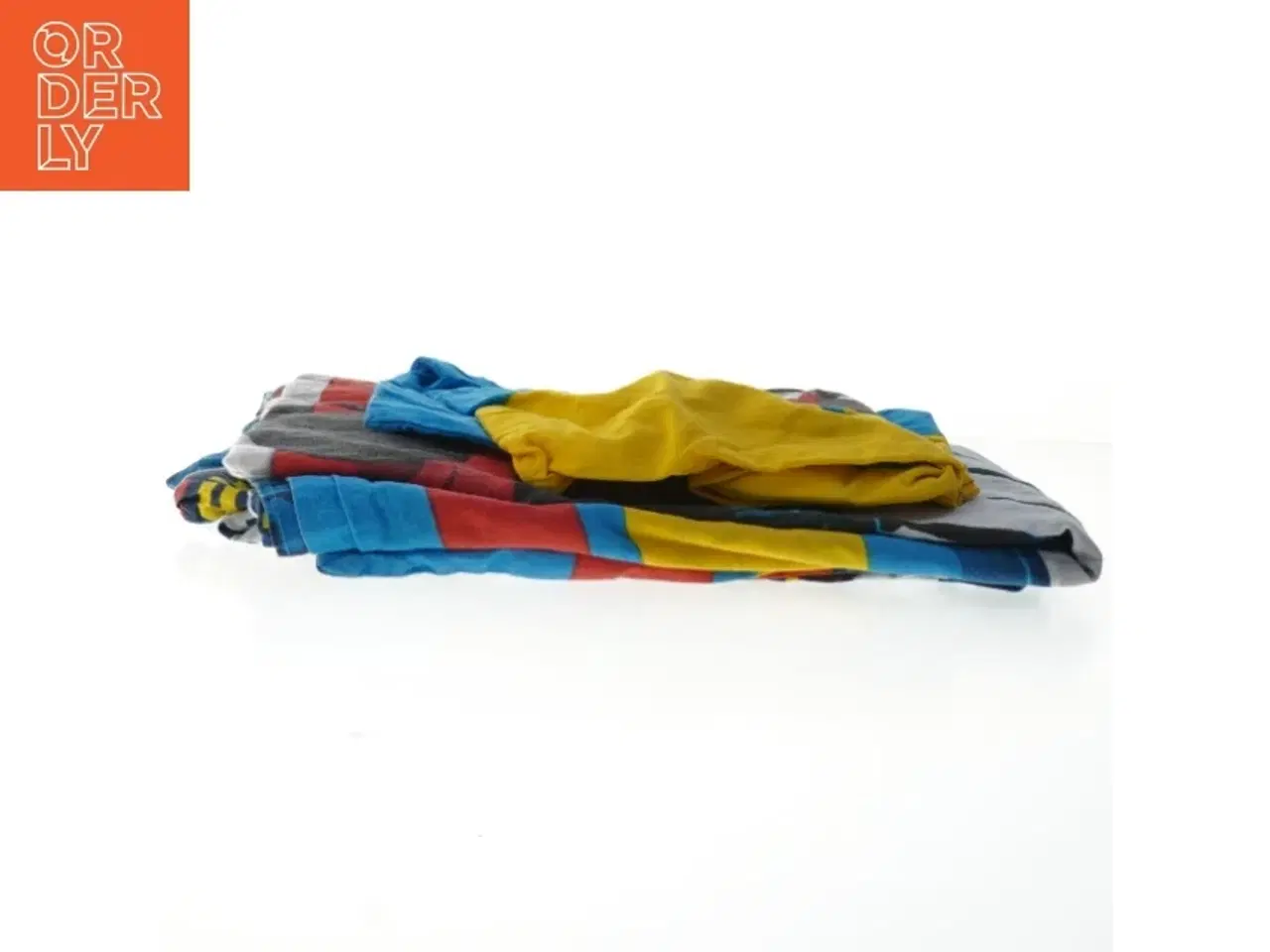 Billede 3 - Børne sengetøj med togtema (str. Hovedpude. 40 x 40 cm. dyne. 90. x, 130 cm)