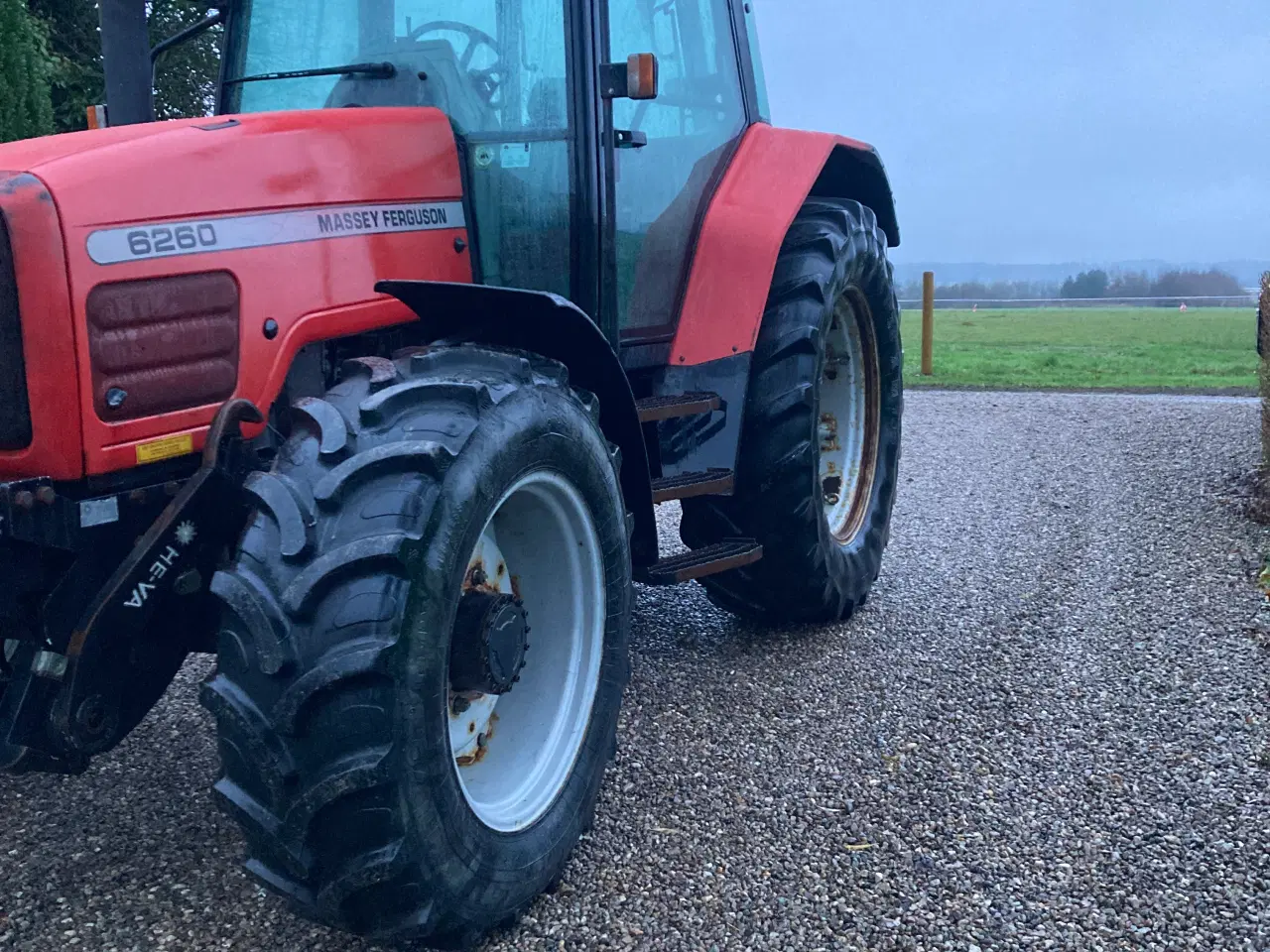 Billede 1 - Traktor Massey Ferguson 6260