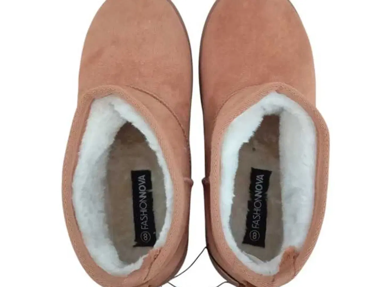 Billede 2 - Snestøvler/ hjemmesko 