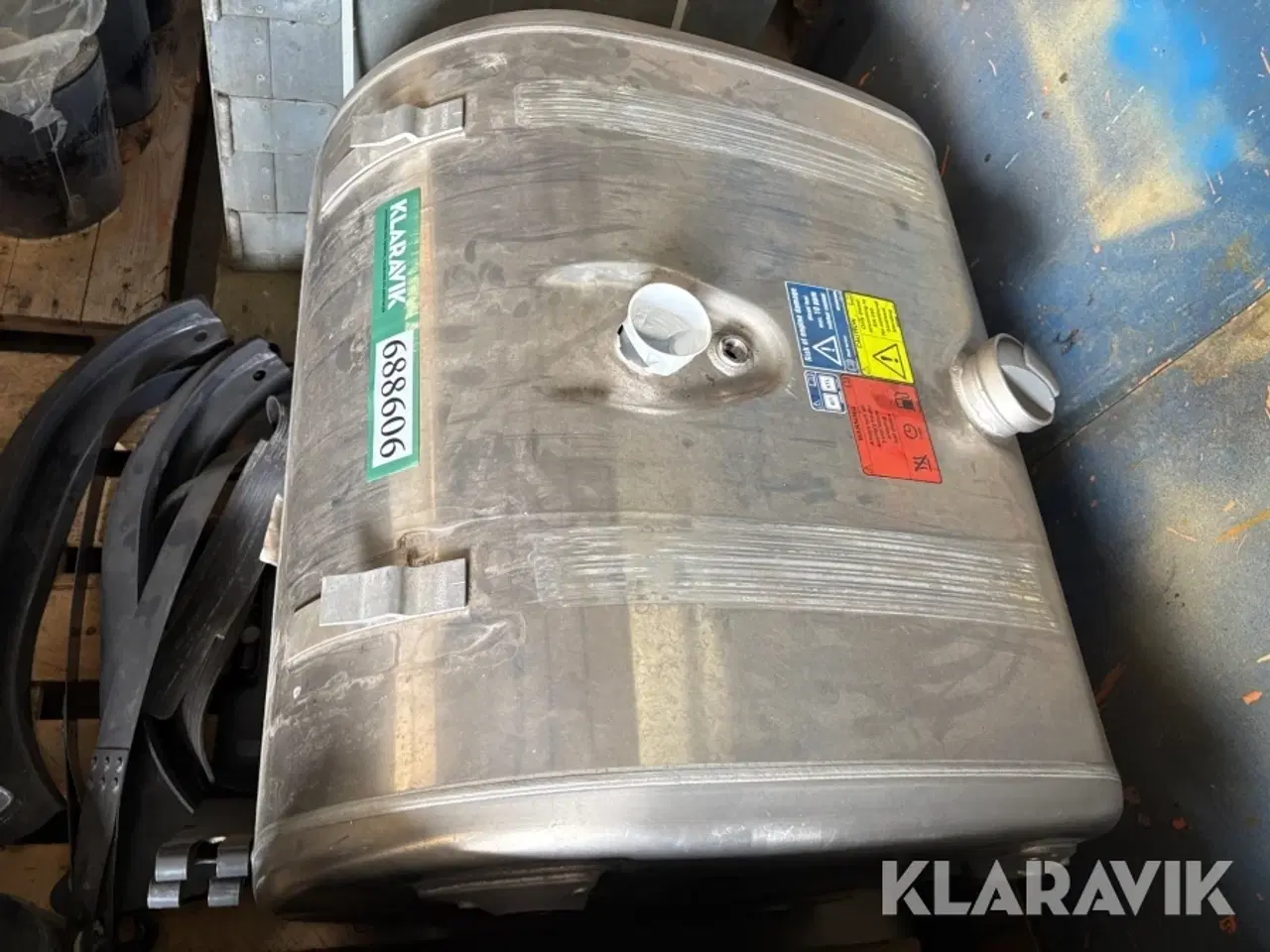 Billede 5 - brændstoftank Magna