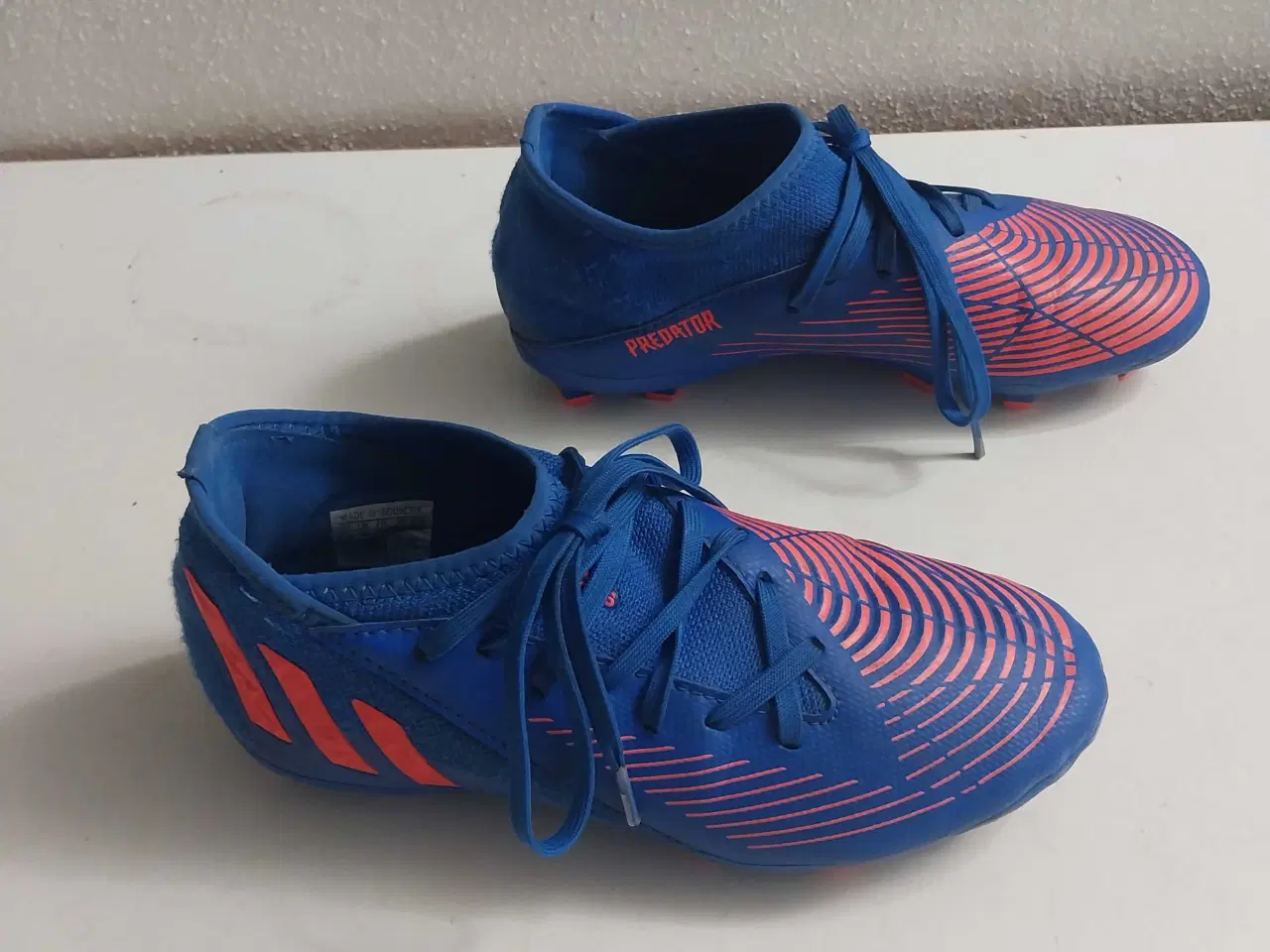 Billede 2 - Adidas fodboldstøvler str. 34