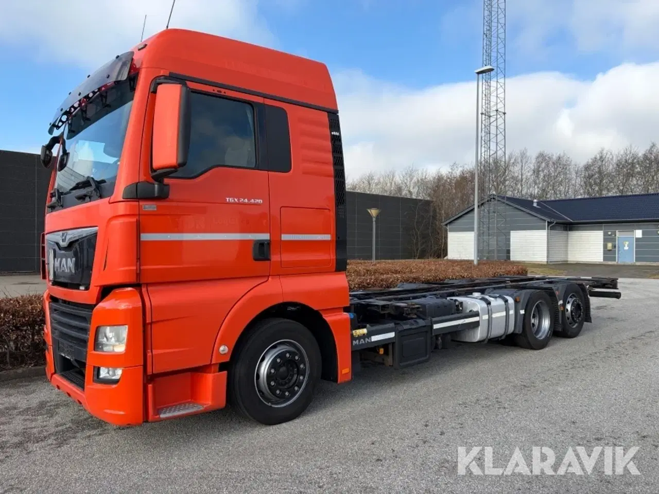 Billede 1 - Lastbil MAN TGX24.420 6x2 med luftaffjedring