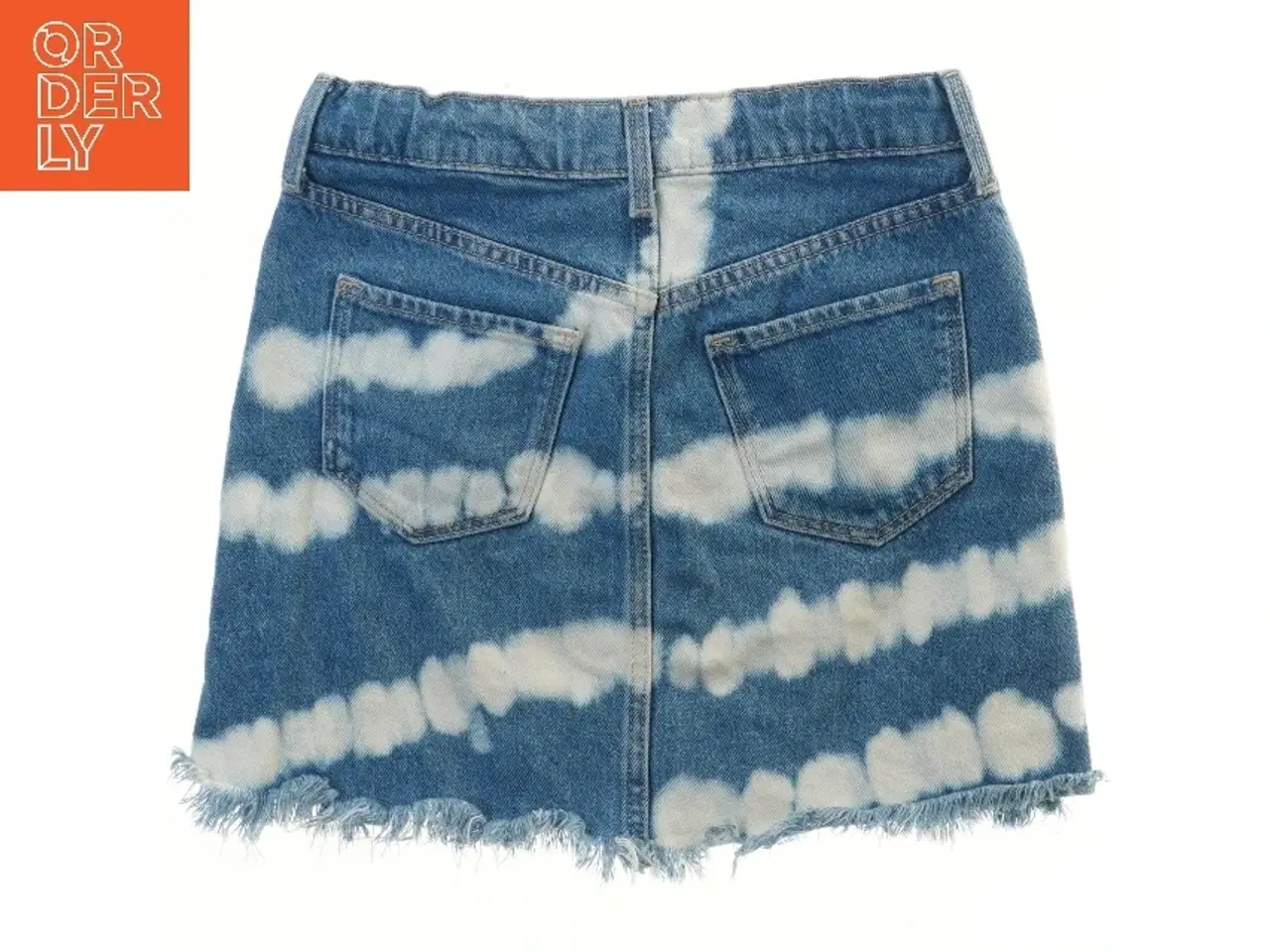 Billede 2 - Denim nederdel med mønster fra H&M (str. 134)