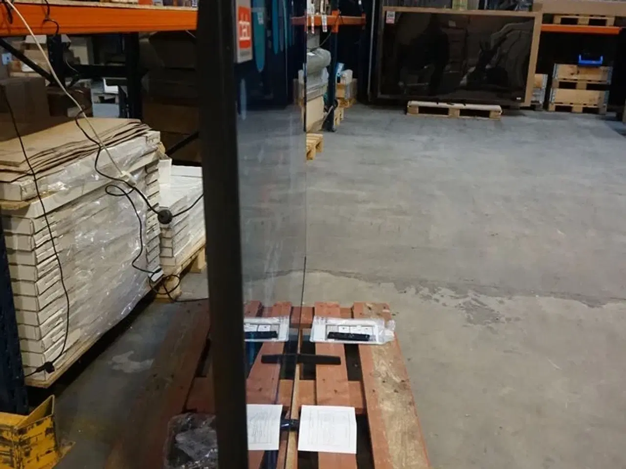 Billede 3 - Samsung 85" QLED Q70D 4K Smart TV