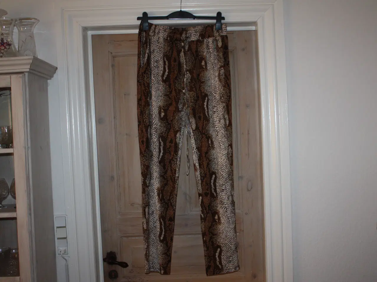 Billede 1 - Brave Soul bukser str. L polyester/elastan