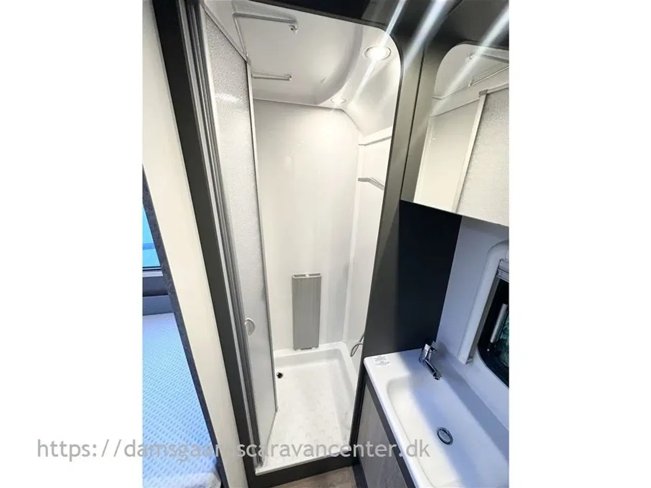 Billede 19 - 2021 - Dethleffs Beduin Scandinavia 670 BET Enkeltsenge-Alde-Gulvvarme-Endebad-Mover