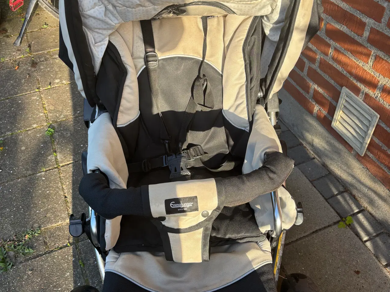 Billede 3 - Beige Emmaljunga klapvogn