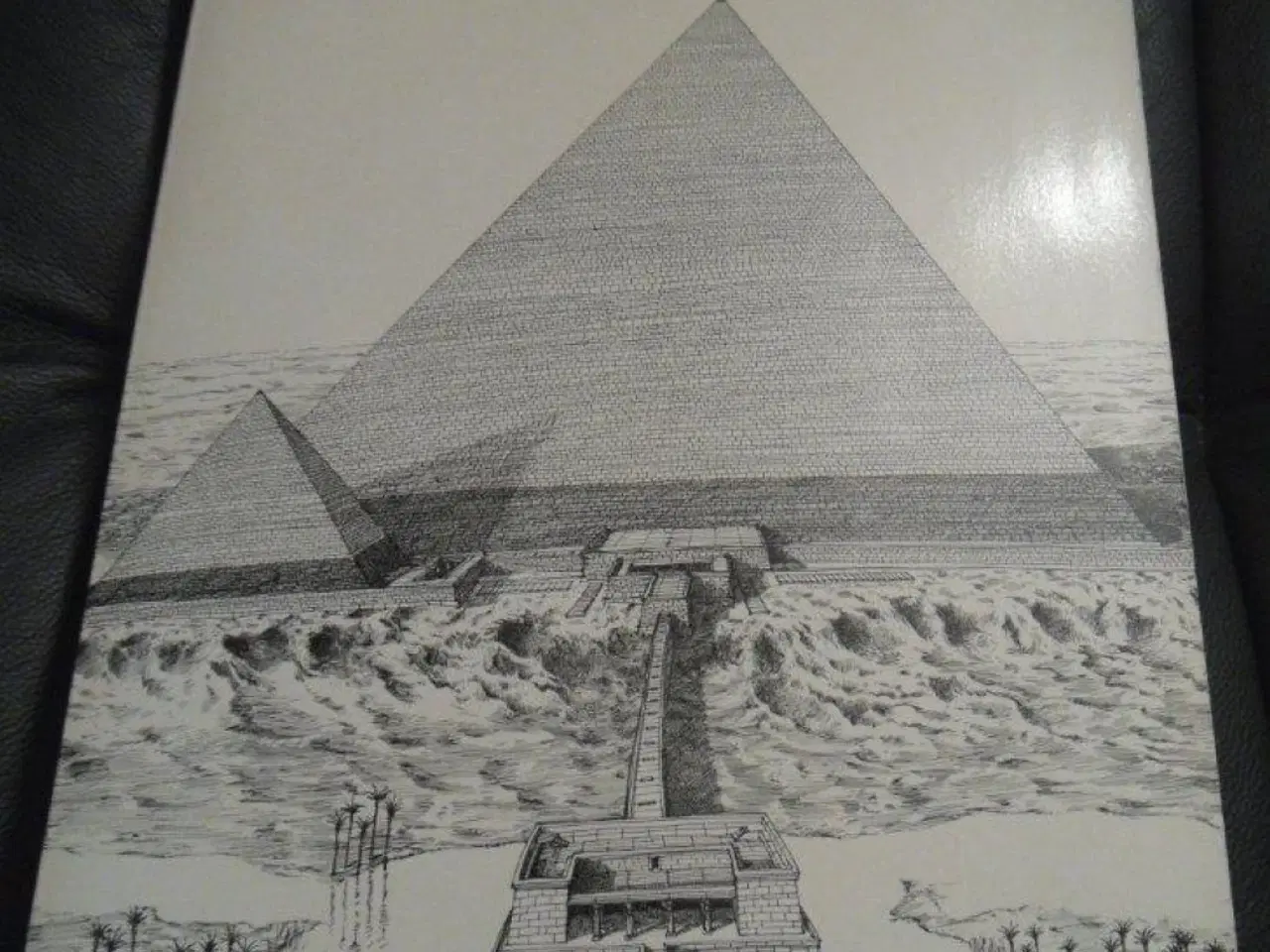 Billede 1 - Pyramid by David Macaulay, Egypt