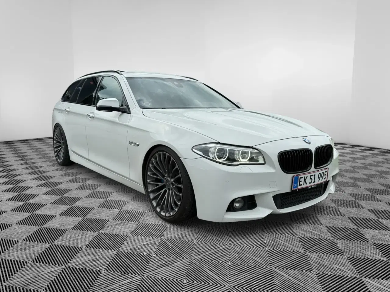 Billede 3 - BMW 530d 3,0 Touring M-Sport xDrive aut.