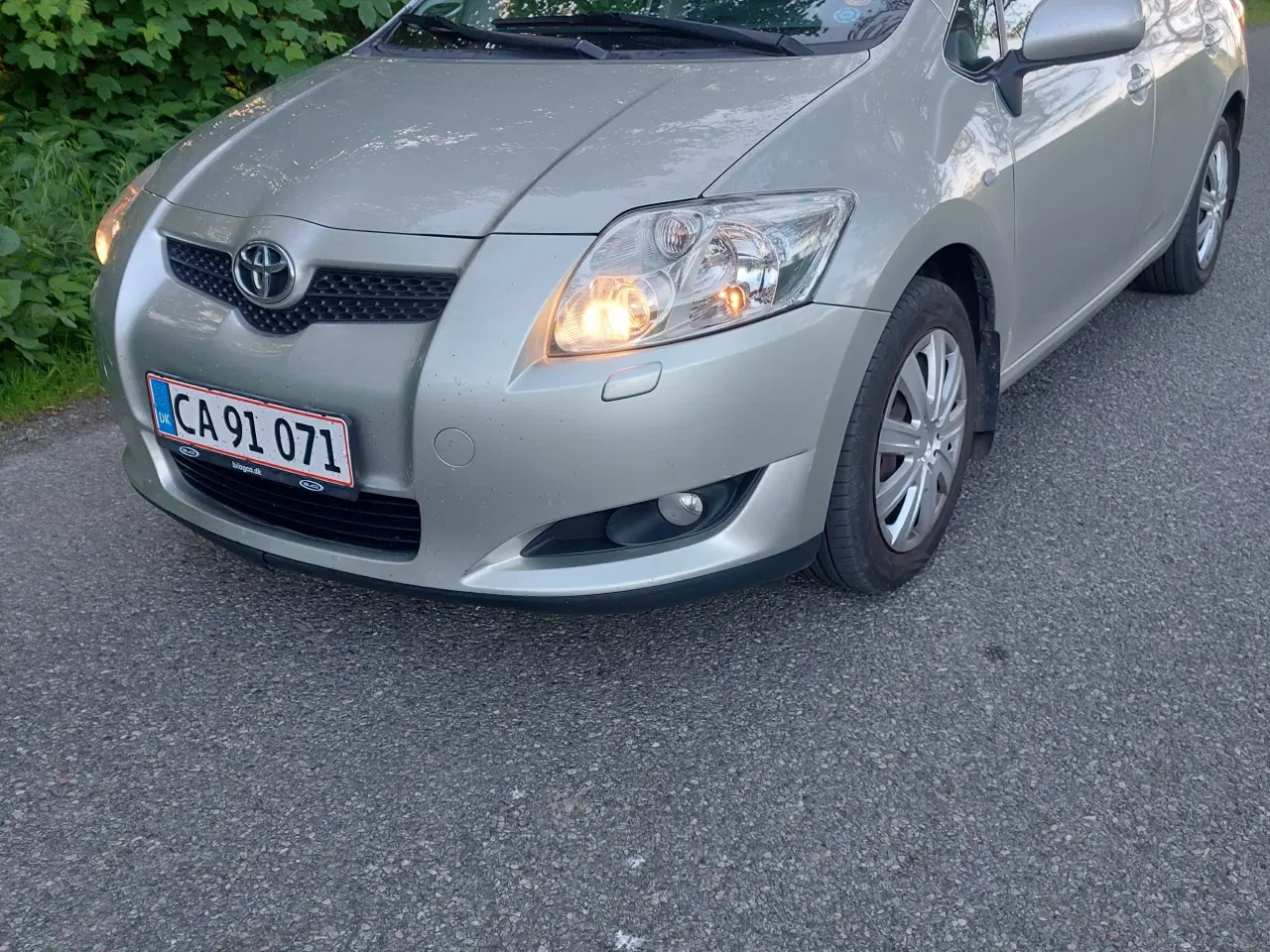 Billede 1 - Km kun 206000