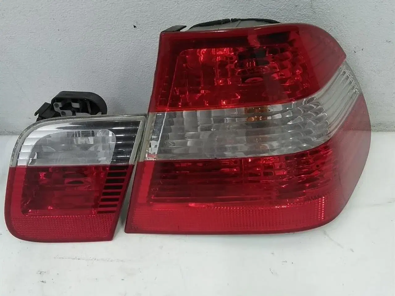 Billede 3 - Baglygter rød/hvide facelift upgrade A61306 BMW E46