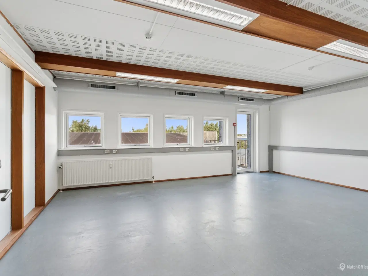 Billede 1 - Kontor og lager m. elevator