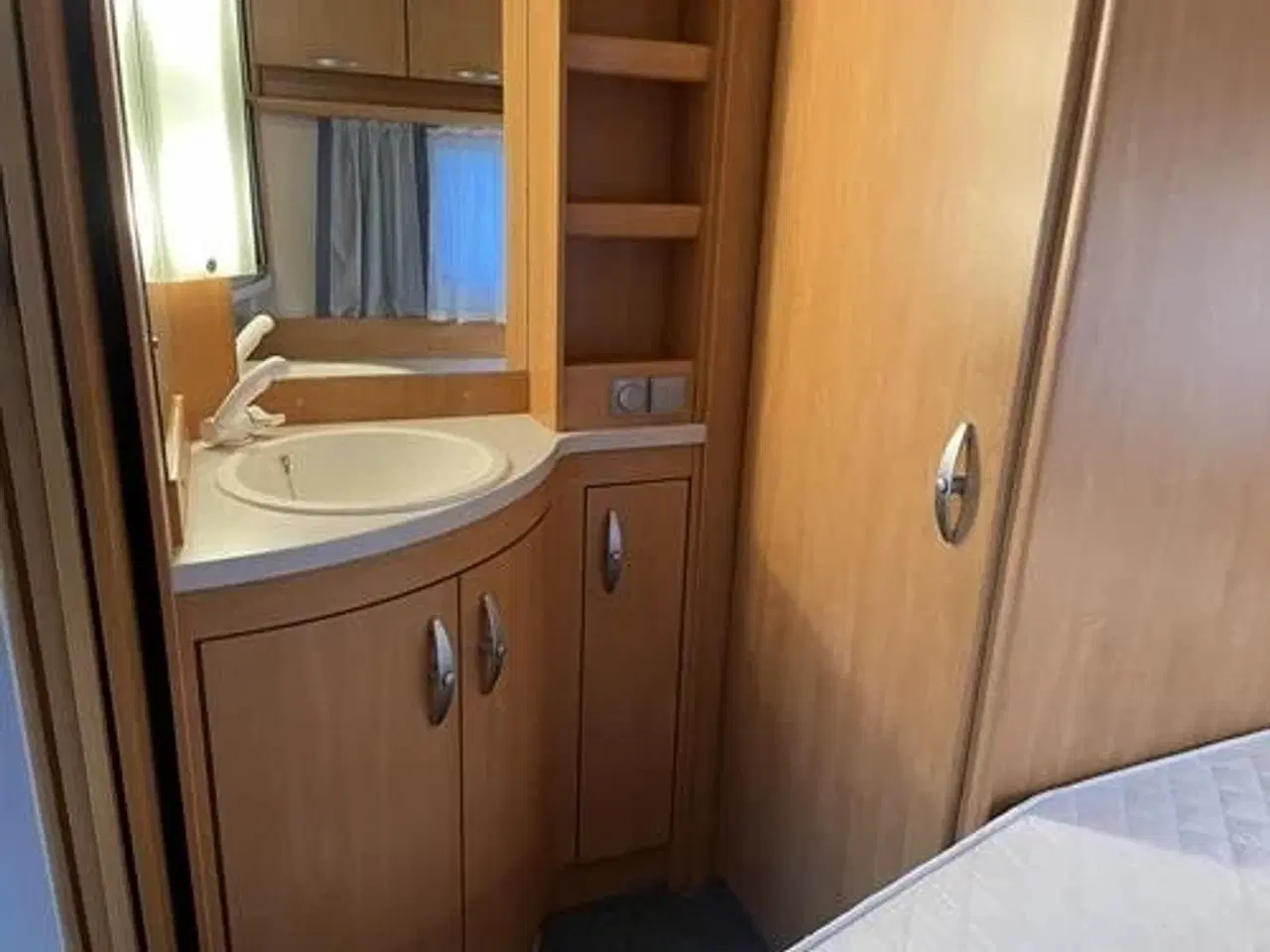 Billede 8 - Eifelland Holiday 495 TF - Smugkig på Januar Tilbud - Spar 10.000