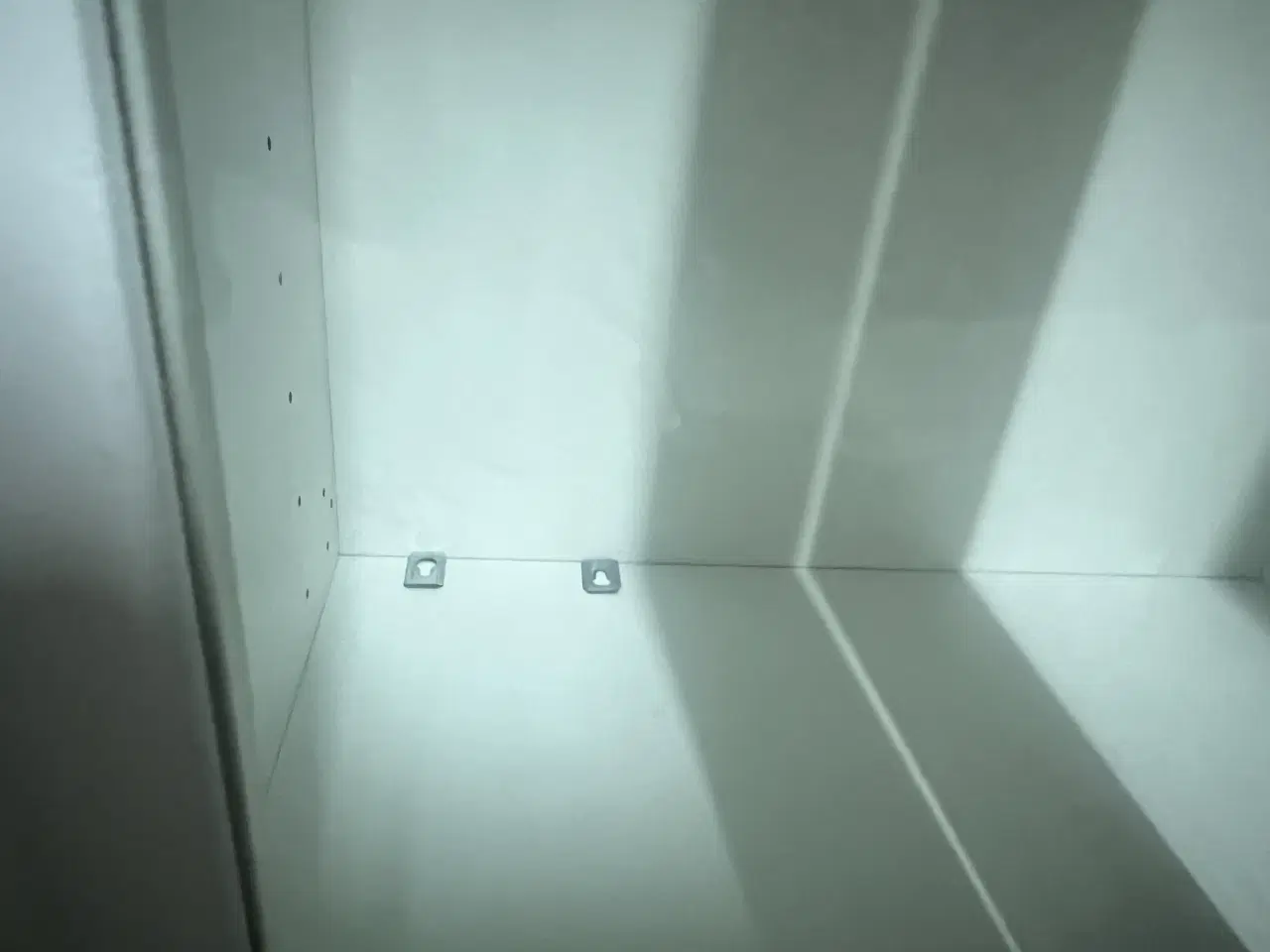 Billede 5 - Daells bolighus vitrine m. Messing håndtag 