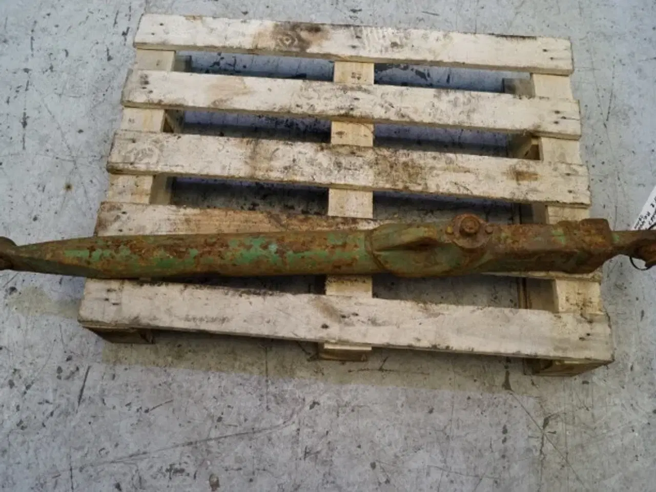 Billede 5 - John Deere 4040 R.H. Liftarm AR80666