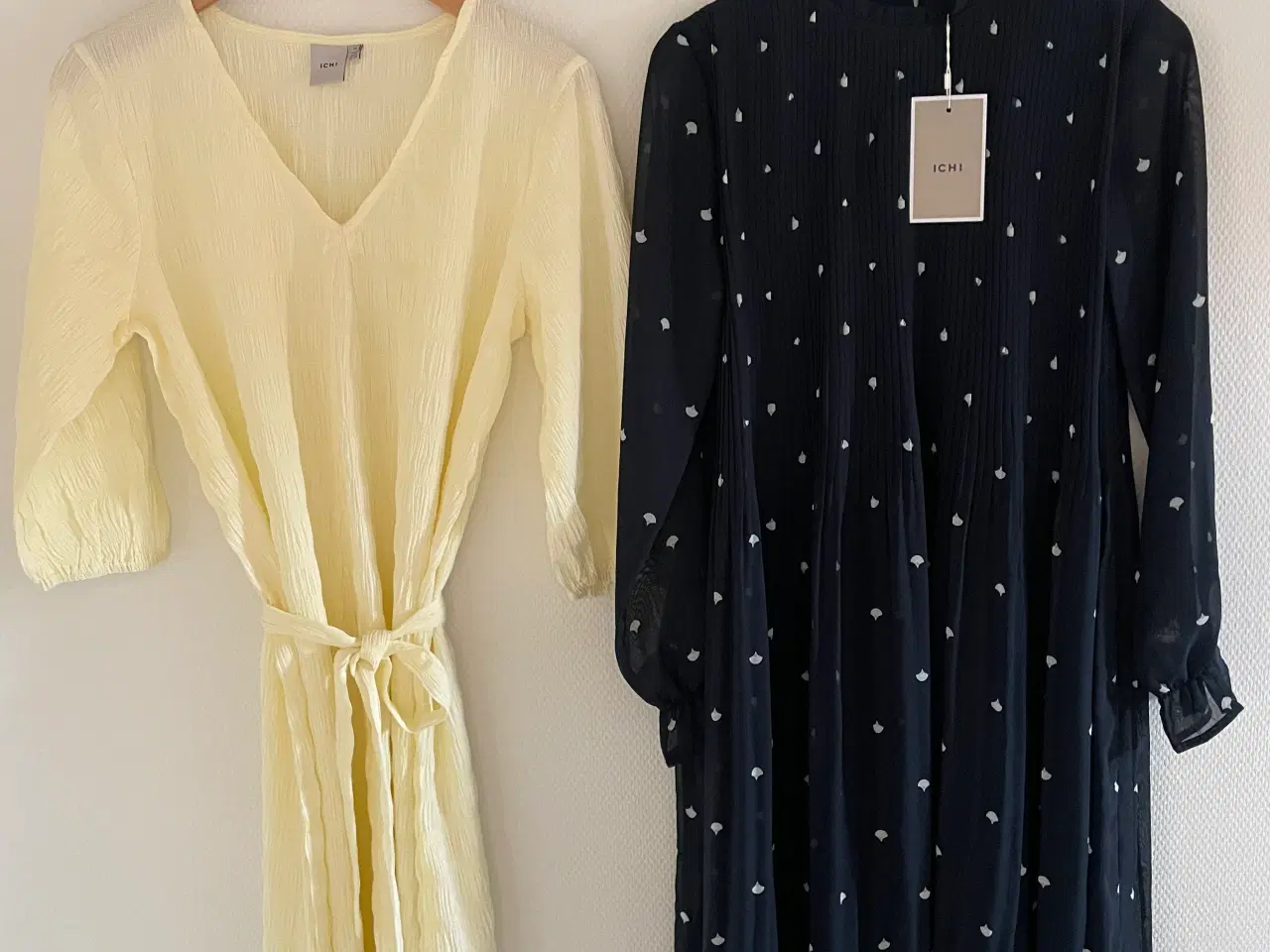 Billede 3 - Dametøj Str.XS kjoler Pr.Stk 50kr