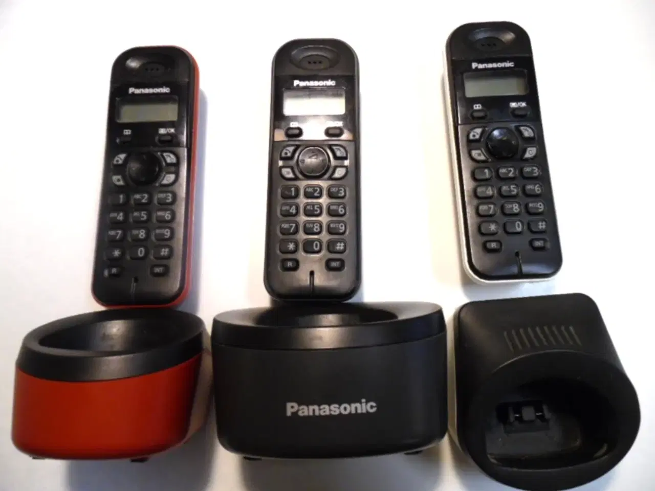 Billede 3 - Panasonic  KX-TG1313 Trådløs telefon med 3 enheder