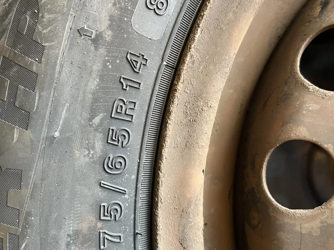 Billede 6 - Nye vinterdæk 175-65-14 VW UP.