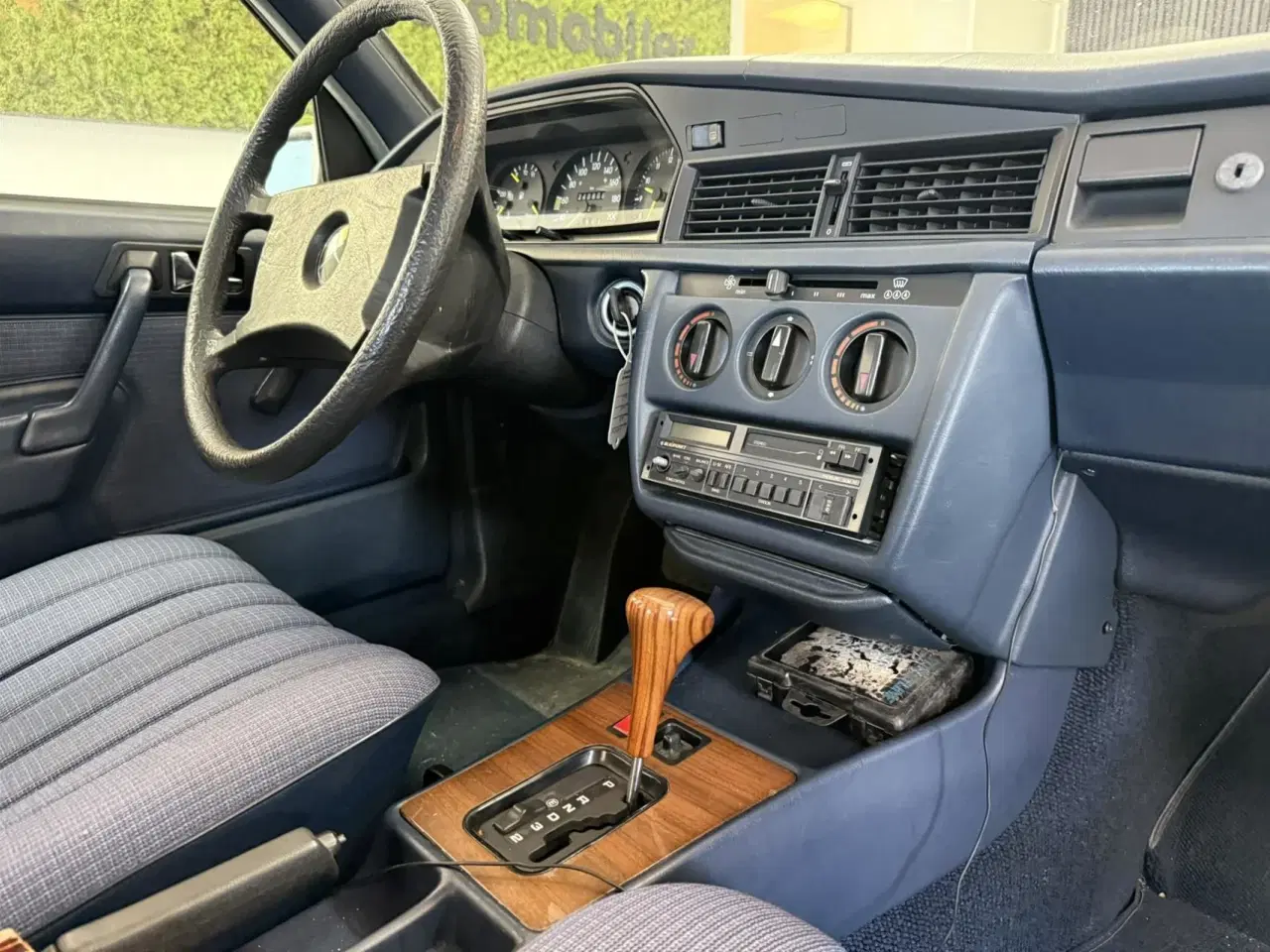 Billede 6 - Mercedes-Benz 190 E 2,0 122HK Aut.