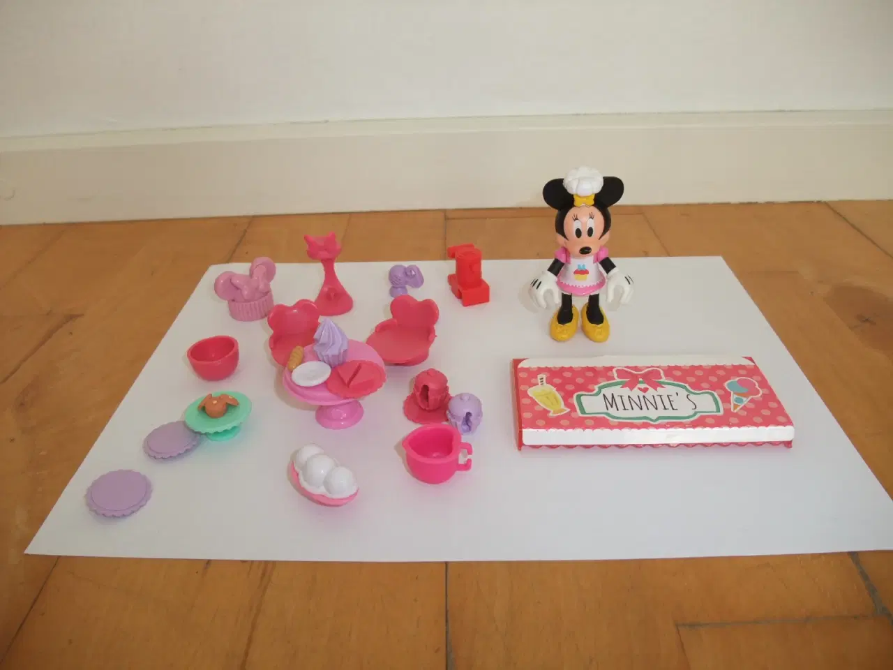 Billede 1 - Minnie Mouse Med Isbar
