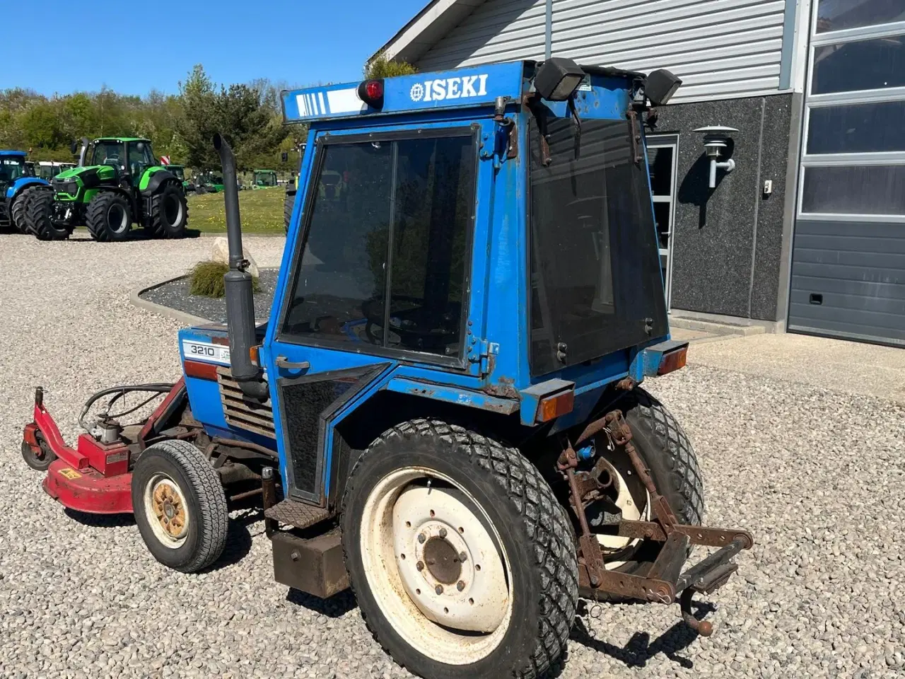 Billede 3 - Iseki 3210 Med klipper og kost