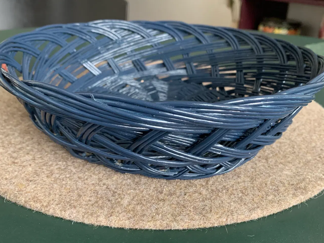Billede 7 - Mørkeblå flettet brødkurv