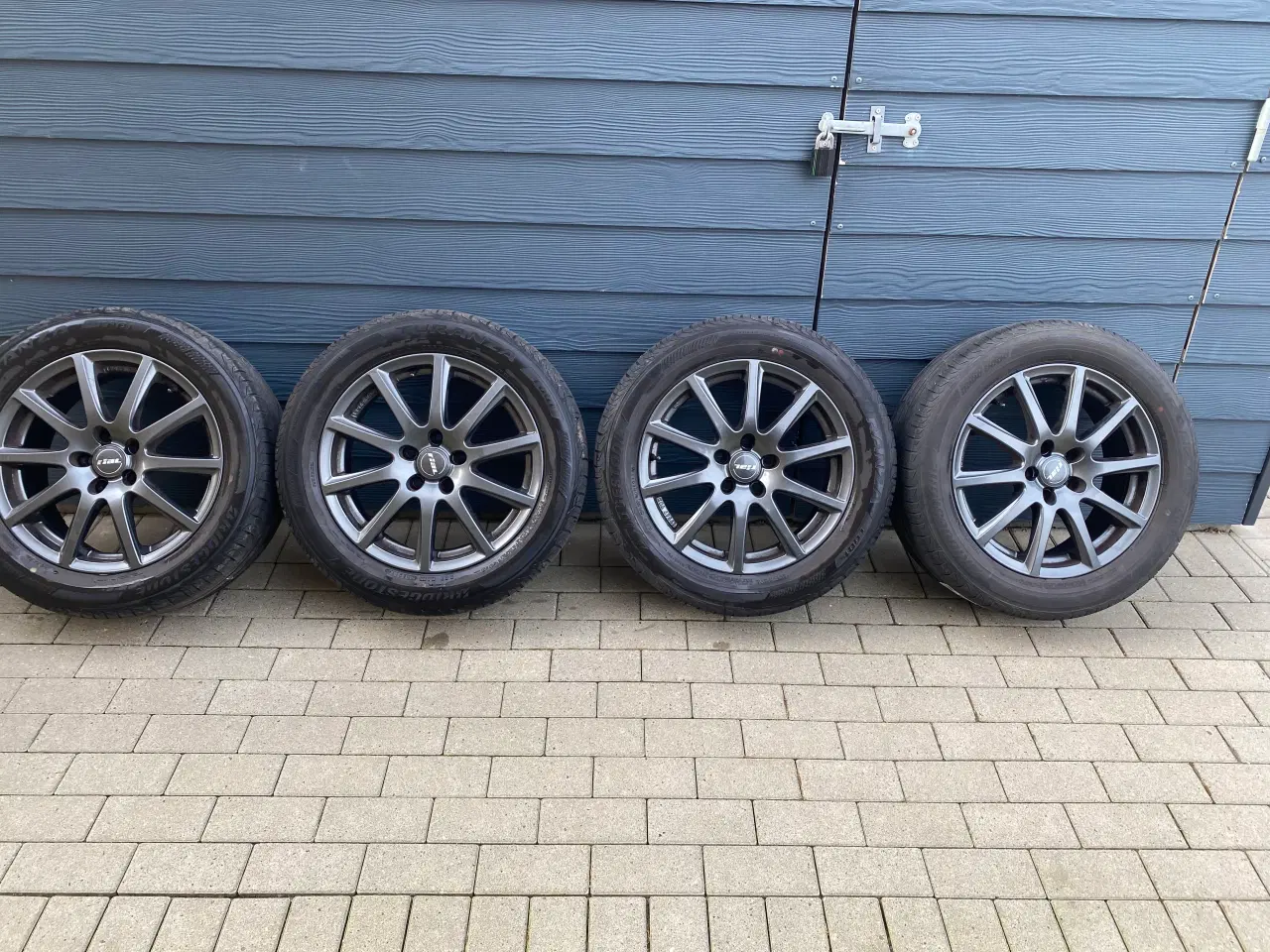 Billede 2 - 17” alufælge med sommerdæk
