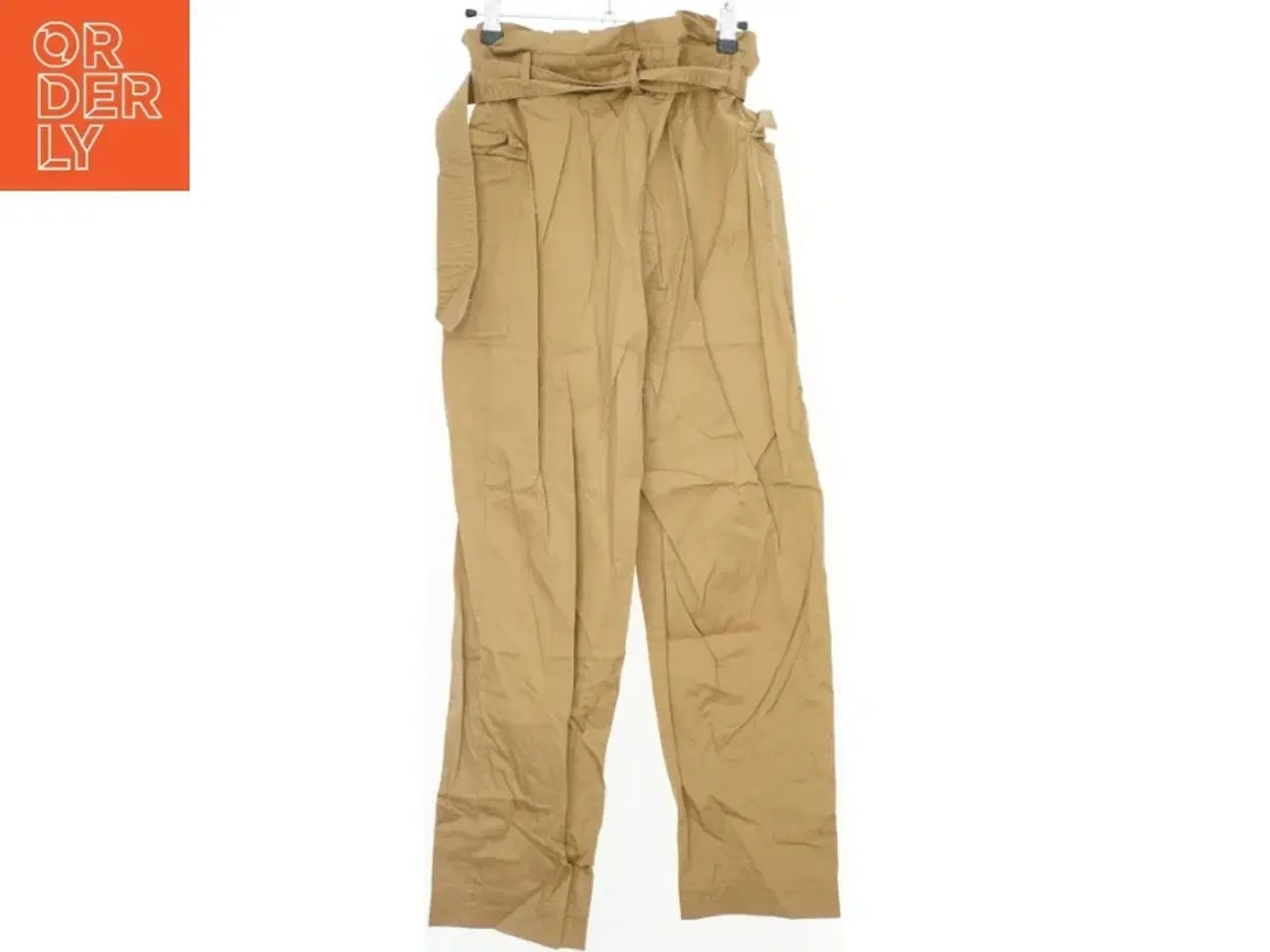 Billede 2 - Bukser med lommer og bælte fra H&M (str. M)