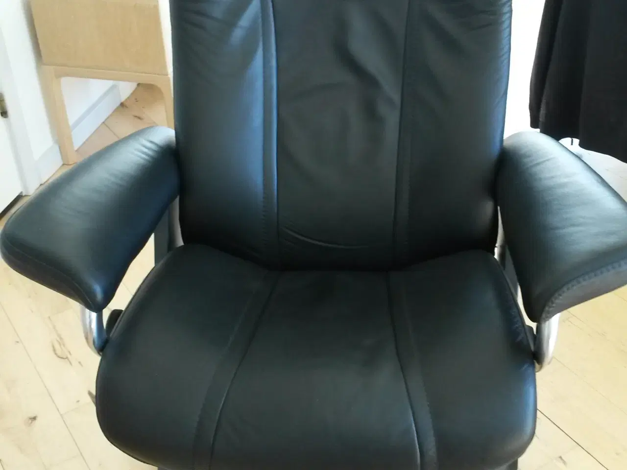 Billede 5 - stressless wing med skammel på signature stel 