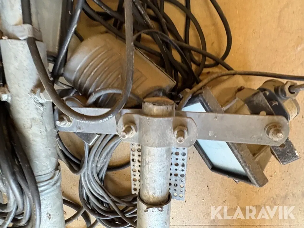 Billede 6 - Lamper med teleskopstang 4 styk.