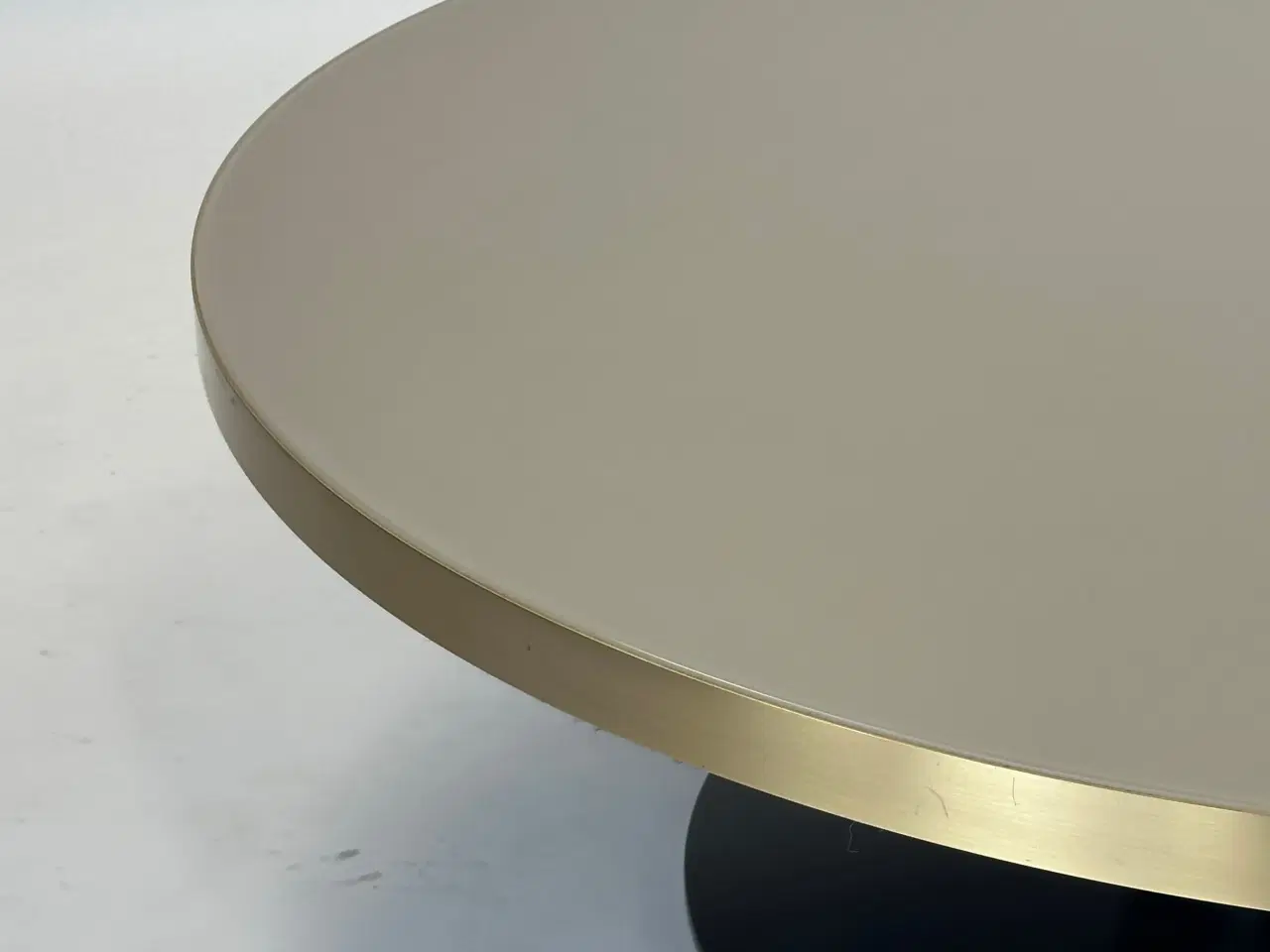 Billede 6 - GUBI | 2.0 Coffee Table (Beige)