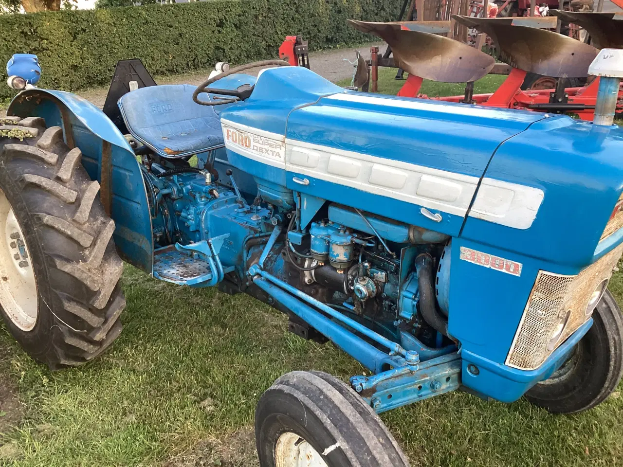 Billede 1 - Ford 3000  traktor 