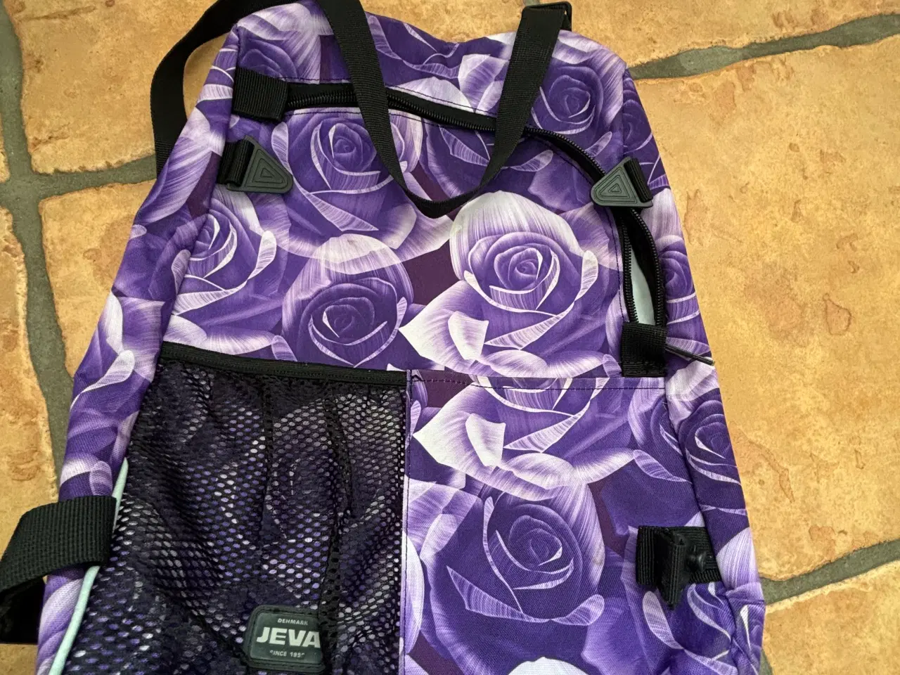 Billede 4 - Jeva skoletaske / rygsæk stof lilla mønster