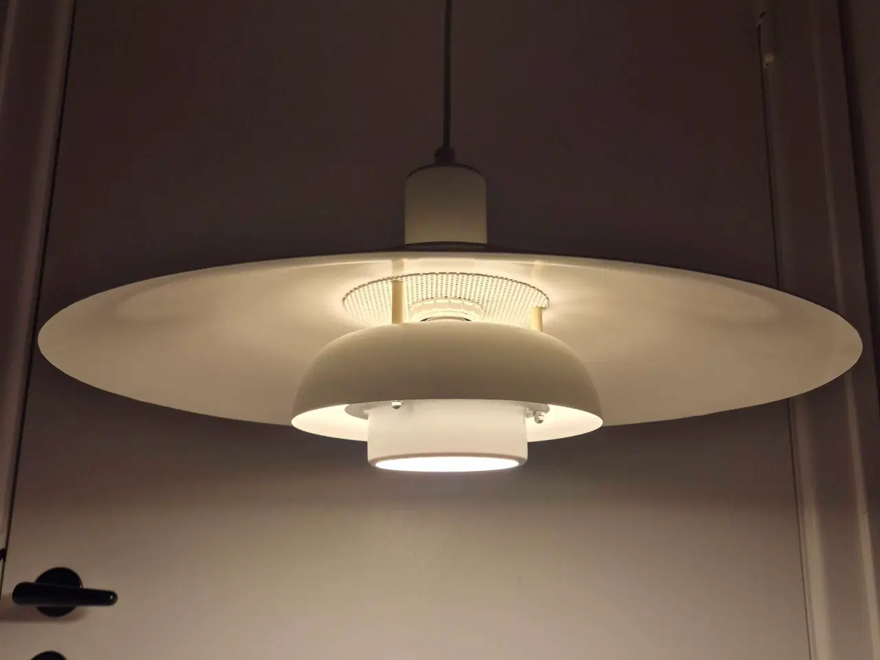 Billede 6 - Flerskærmspendel med elegant svaj