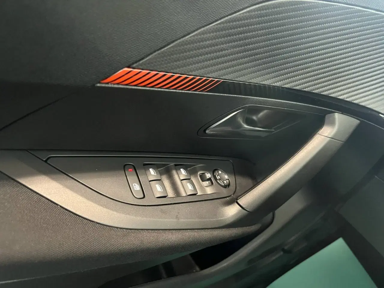 Billede 14 - Peugeot e-2008 50 Active