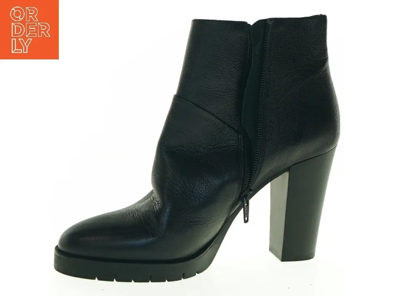 Billede 1 - Sort ankelstøvle med blokhæl fra Bruno Premi (str. 37 )