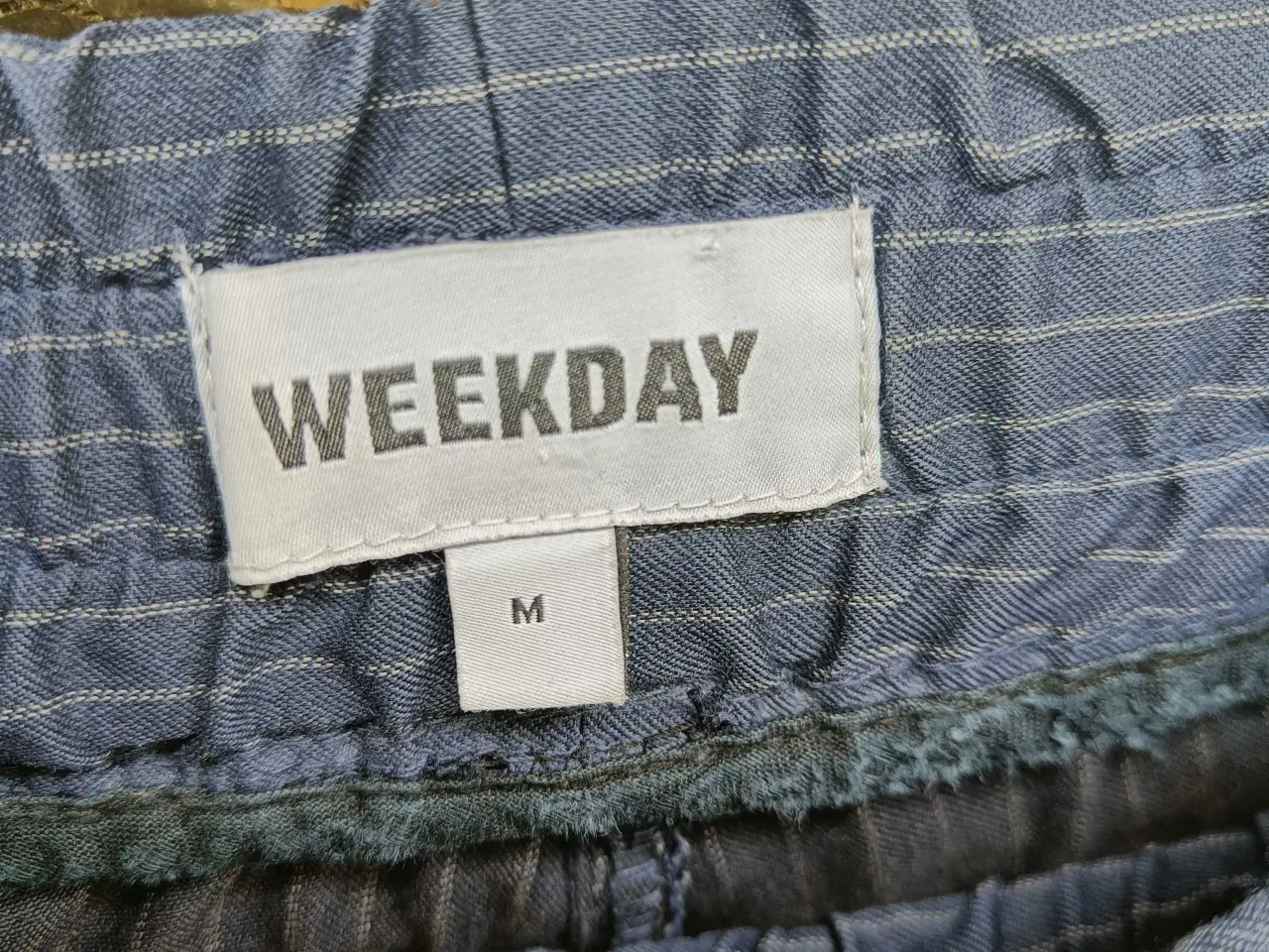 Billede 5 - Weekday bukser M 