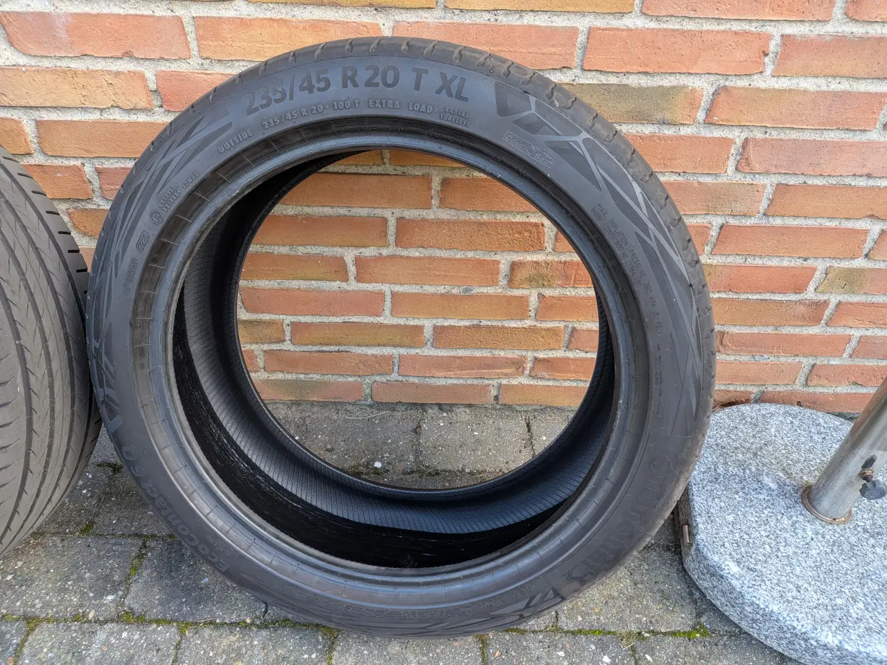 Billede 2 - 20" Continental Sommerdæk. Kørt kun 200 km