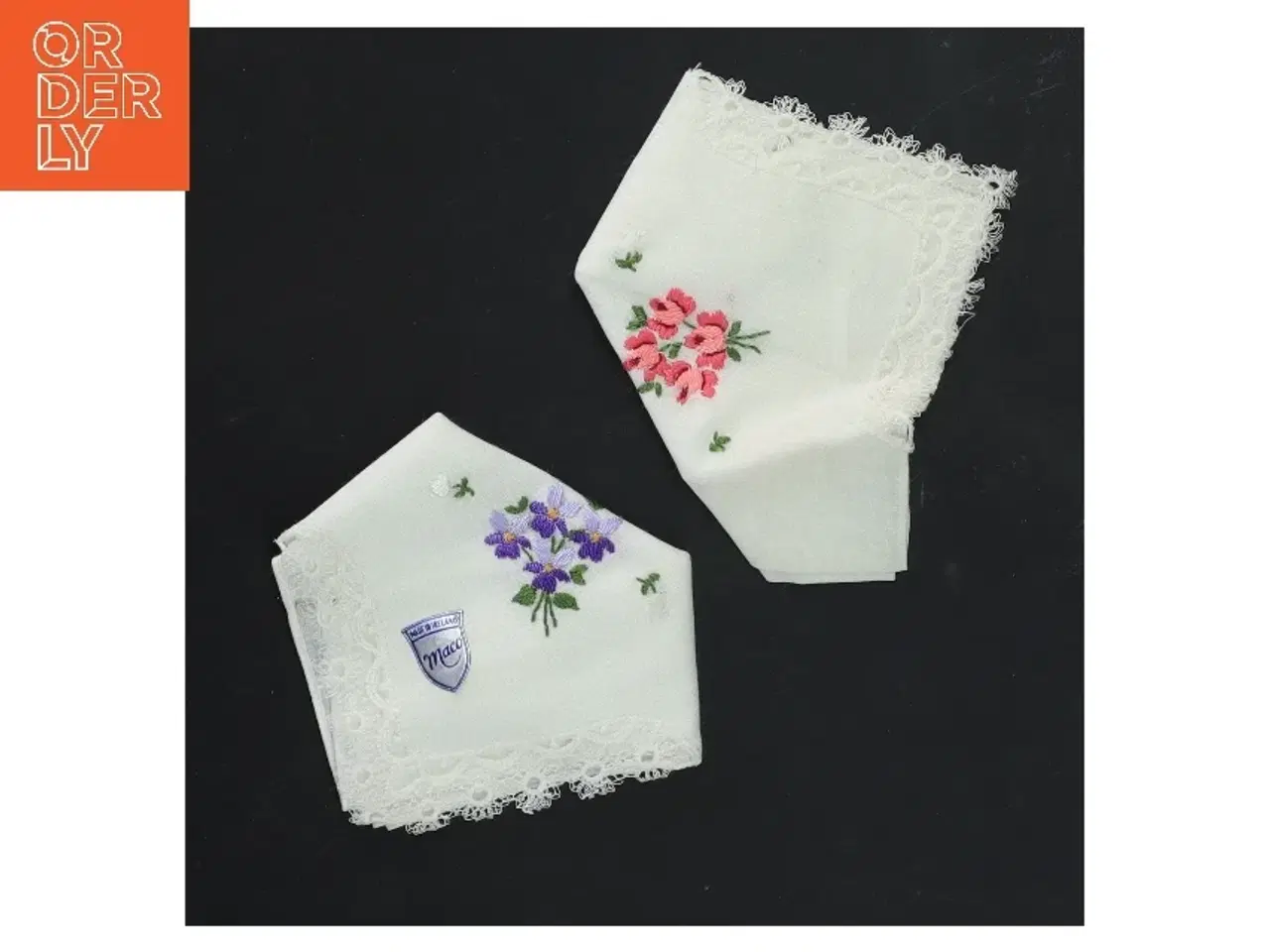 Billede 1 - Nye Broderede lommetørklæder med blondekant