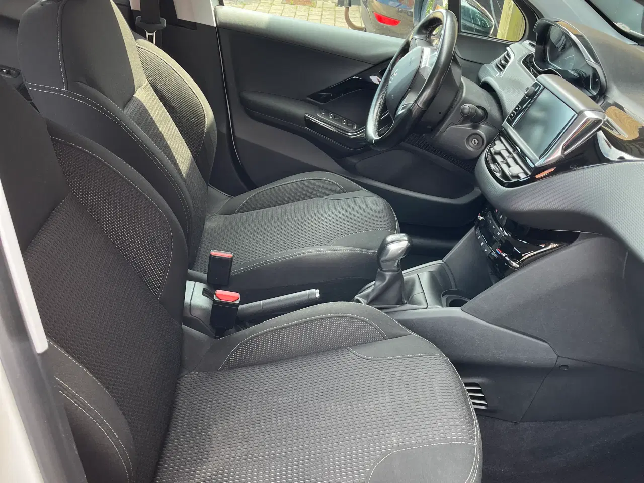 Billede 9 - Peugeot 208 Allure Sky