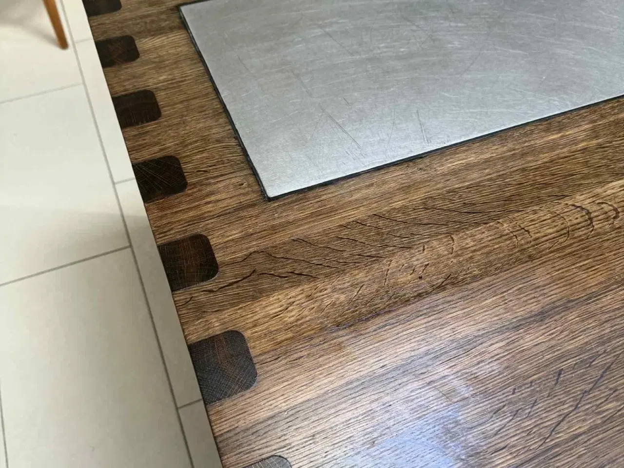 Billede 8 - Spisebord i røget eg