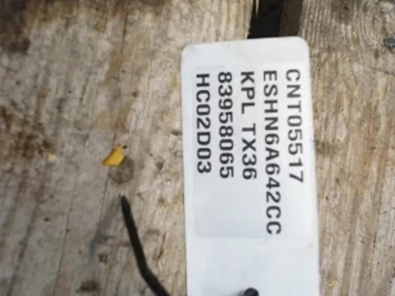 Billede 6 - Ford 675TA Oliekølerhus ESHN6A642CC