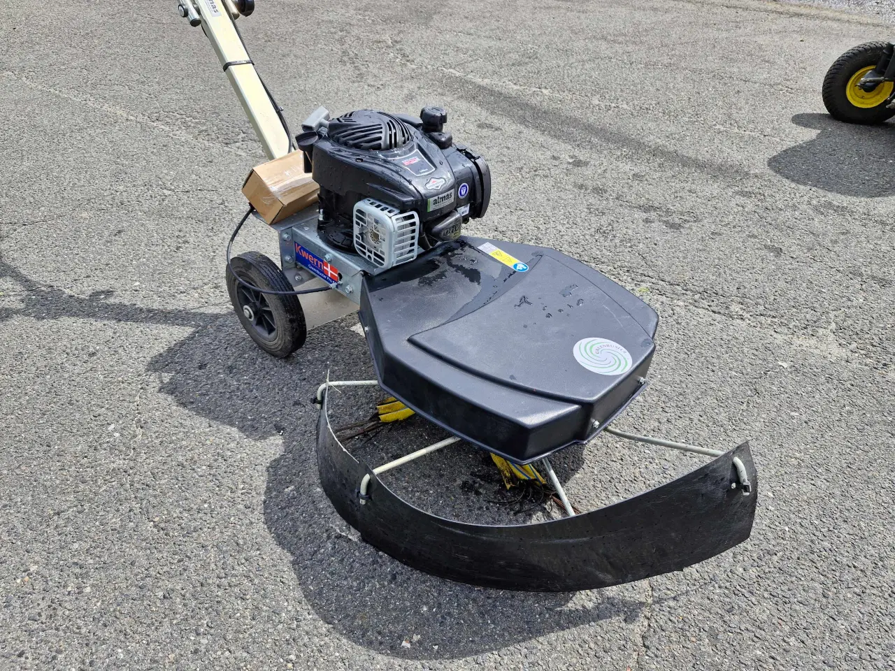 Billede 3 - Kwern Greenbuster 550 Ukrudtsbørste.